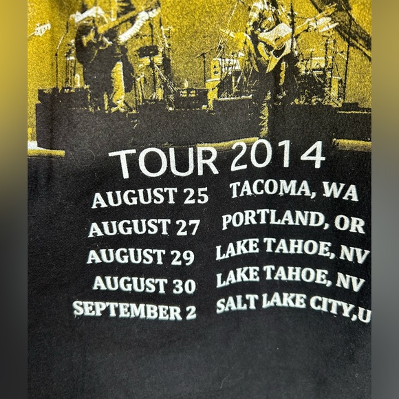 Allstyle Apparel & Activewear - History of The Eagles 2014 Concert Shirt - L - Picture 5 of 5